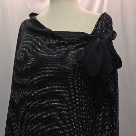 New York & Company Black Asymmetrical Glitter Poncho Tunic Top Size Large - Picture 2 of 7